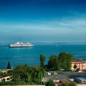 Otel Mytra, İstanbul